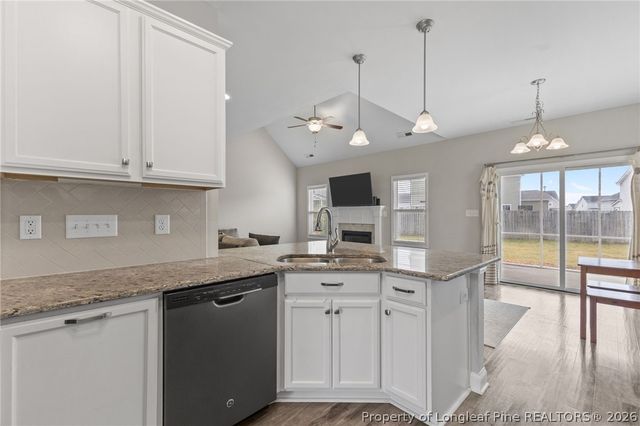 3049 N Kilchattan Drive, Fayetteville, NC 28306