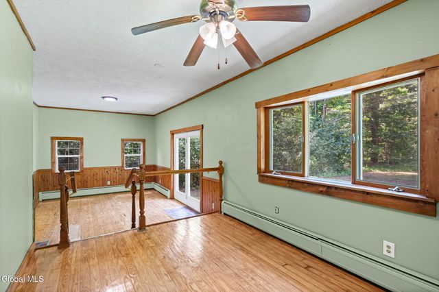 1141 Meadowdale Road, Altamont, NY 12009