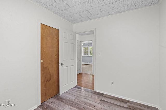 1141 Meadowdale Road, Altamont, NY 12009