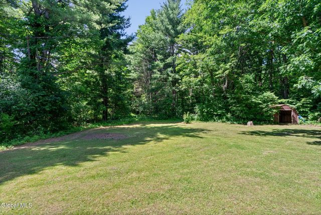 1141 Meadowdale Road, Altamont, NY 12009