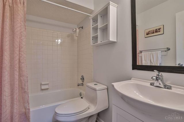 9319 Winton Road, Springfield Twp., OH 45231