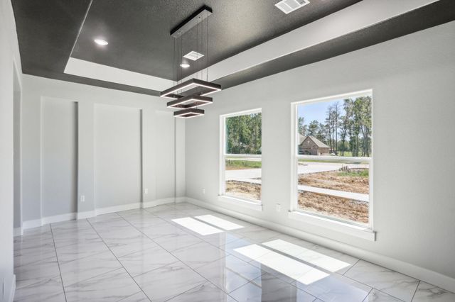 843 Road 660, Dayton, TX 77535