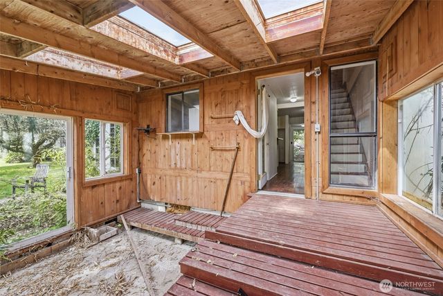 234 NW 2 Crane Lane, Poulsbo, WA 98370