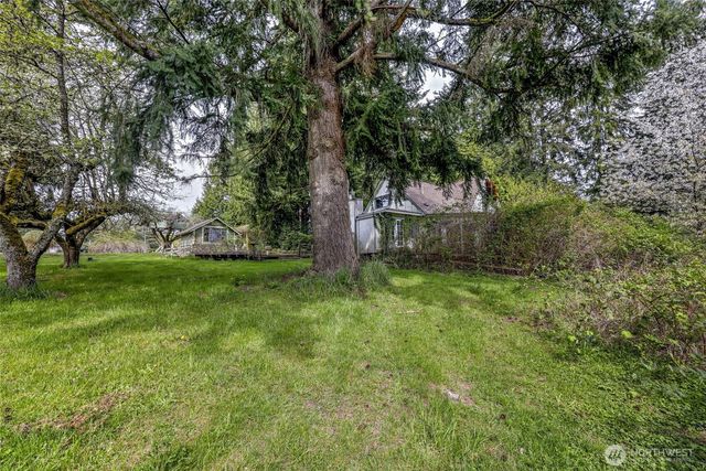 234 NW 2 Crane Lane, Poulsbo, WA 98370