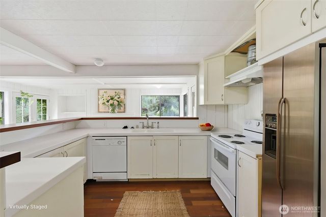 234 NW 2 Crane Lane, Poulsbo, WA 98370