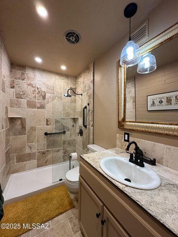 1735 S Jones Blvd Apt J14, Tucson, AZ 85713