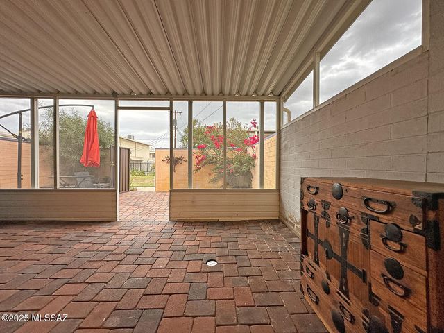 1735 S Jones Blvd Apt J14, Tucson, AZ 85713