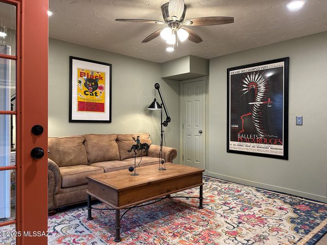 1735 S Jones Blvd Apt J14, Tucson, AZ 85713