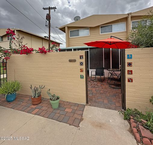 1735 S Jones Blvd Apt J14, Tucson, AZ 85713