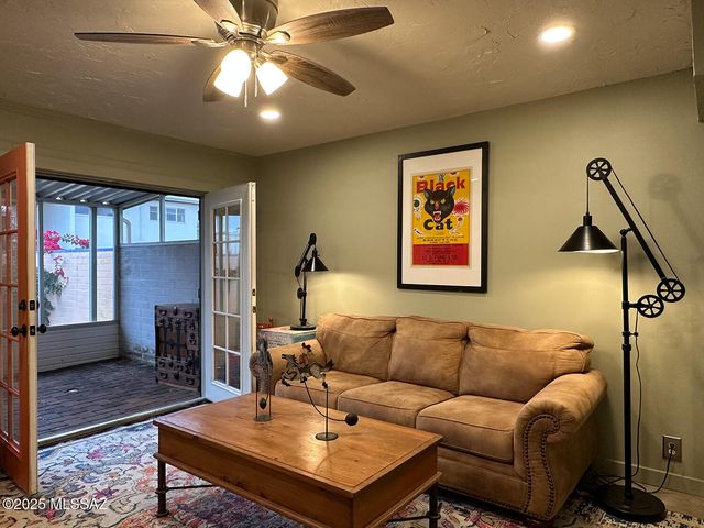 1735 S Jones Blvd Apt J14, Tucson, AZ 85713