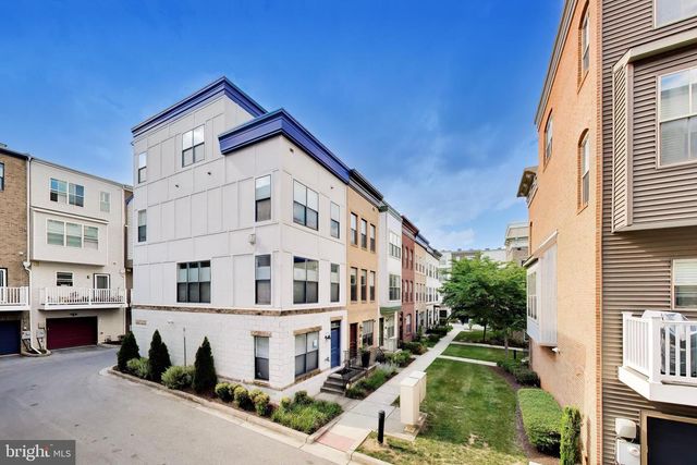4550 LONGFELLOW ST, Hyattsville, MD 20781