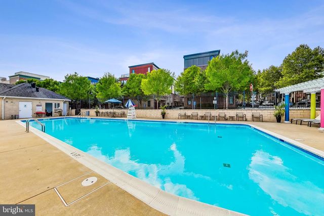 4550 LONGFELLOW ST, Hyattsville, MD 20781