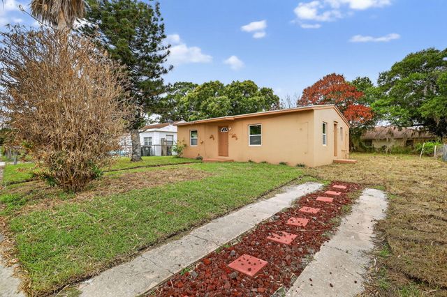 405 N 22nd Street, Fort Pierce, FL 34950