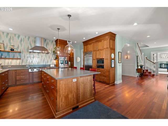 9309 Nw Murdock, Portland, OR 97229