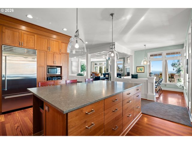 9309 Nw Murdock, Portland, OR 97229