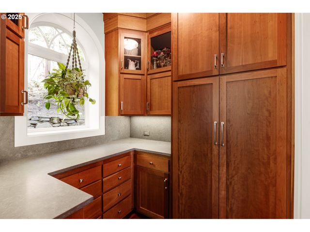 9309 Nw Murdock, Portland, OR 97229