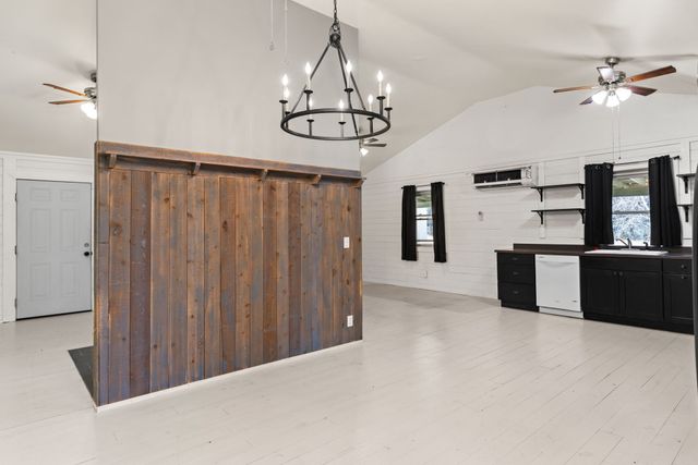 9680 Buttermilk Ridge Rd, Lawrenceburg, TN 38464