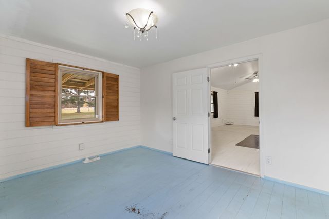 9680 Buttermilk Ridge Rd, Lawrenceburg, TN 38464