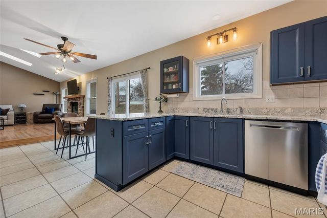 1113 Athena Way, St Peters, MO 63376