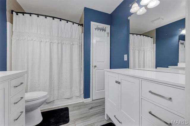 1113 Athena Way, St Peters, MO 63376