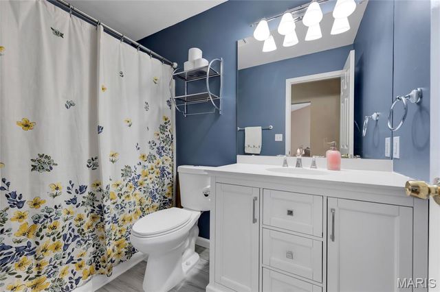 1113 Athena Way, St Peters, MO 63376