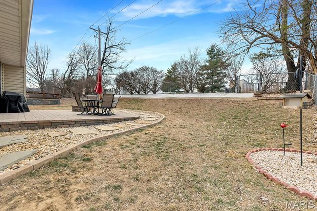 1113 Athena Way, St Peters, MO 63376