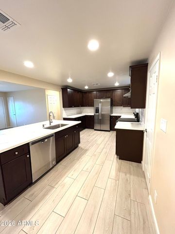 1533 W 7TH Street, Tempe, AZ 85281