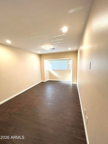 1533 W 7TH Street, Tempe, AZ 85281