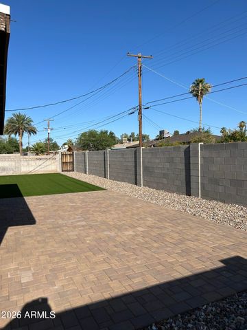 1533 W 7TH Street, Tempe, AZ 85281