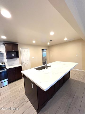 1533 W 7TH Street, Tempe, AZ 85281