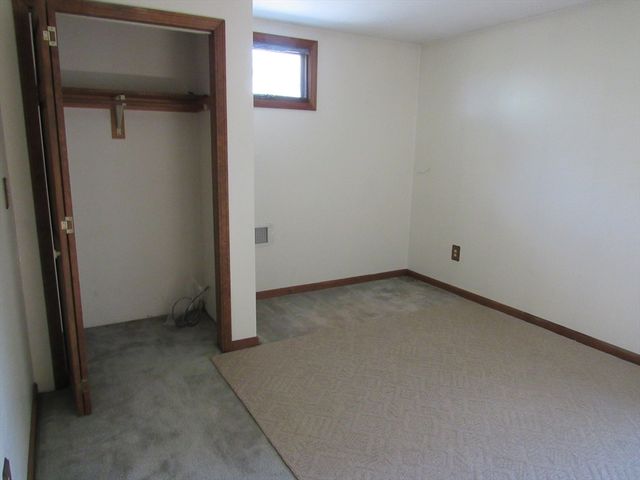 30 Taft Ave, Mendon, MA 01756