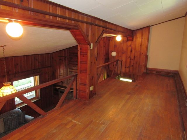 30 Taft Ave, Mendon, MA 01756