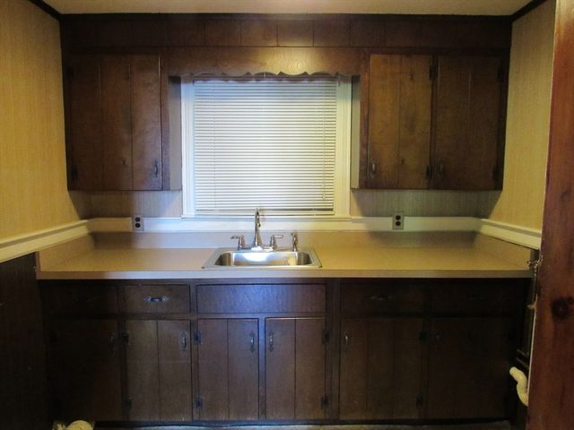 30 Taft Ave, Mendon, MA 01756