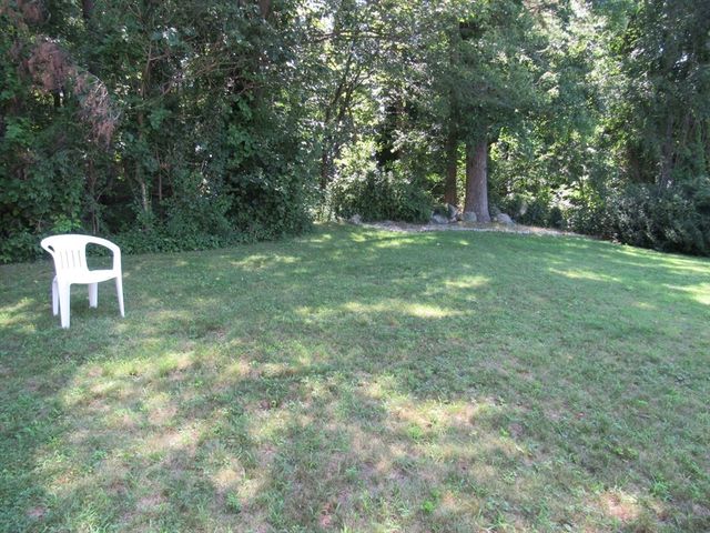 30 Taft Ave, Mendon, MA 01756