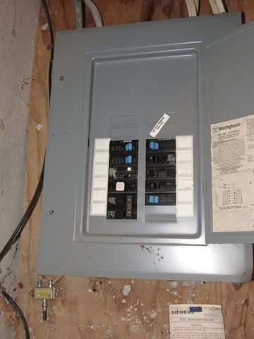 30 Taft Ave, Mendon, MA 01756