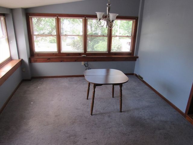 30 Taft Ave, Mendon, MA 01756