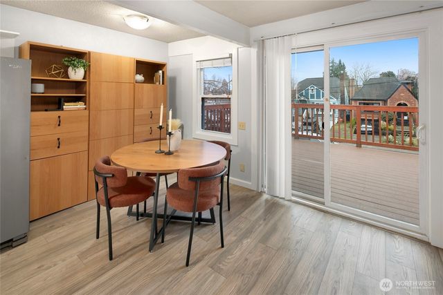 942 N 82nd Street, Seattle, WA 98103