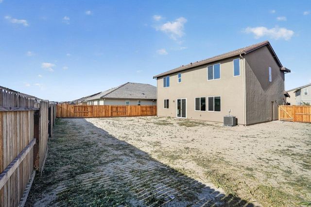 1706 Shingle Avenue, Manteca, CA 95337