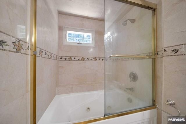 68 Briarwood Avenue, Norwood, NJ 07648