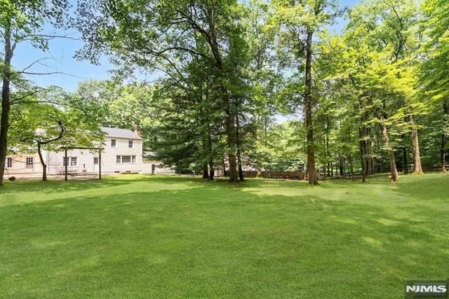 68 Briarwood Avenue, Norwood, NJ 07648