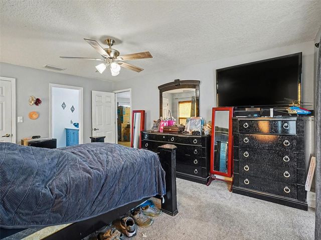 18 WESTON ROAD, Leesburg, FL 34748