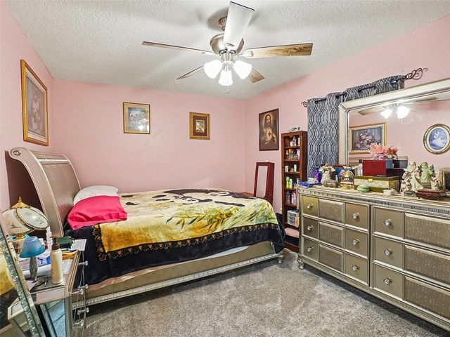 18 WESTON ROAD, Leesburg, FL 34748