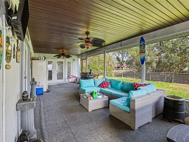 18 WESTON ROAD, Leesburg, FL 34748