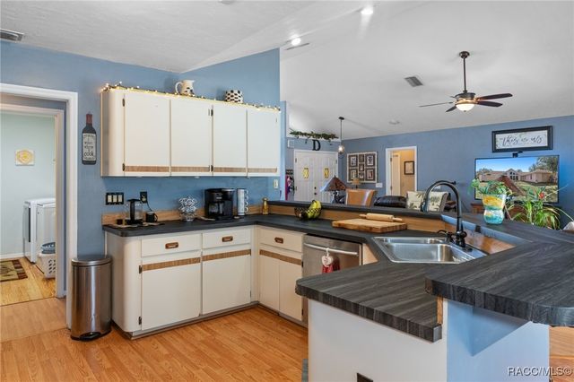 1105 N Mediterranean Way, Inverness, FL 34453