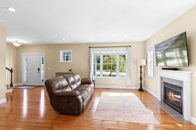 21 Colt Lane, Epping, NH 03042