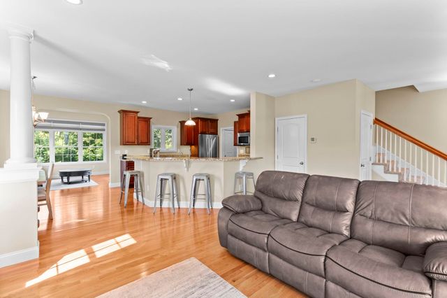 21 Colt Lane, Epping, NH 03042