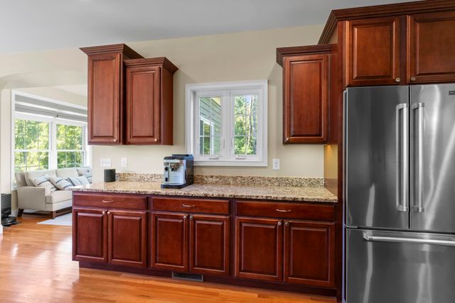 21 Colt Lane, Epping, NH 03042