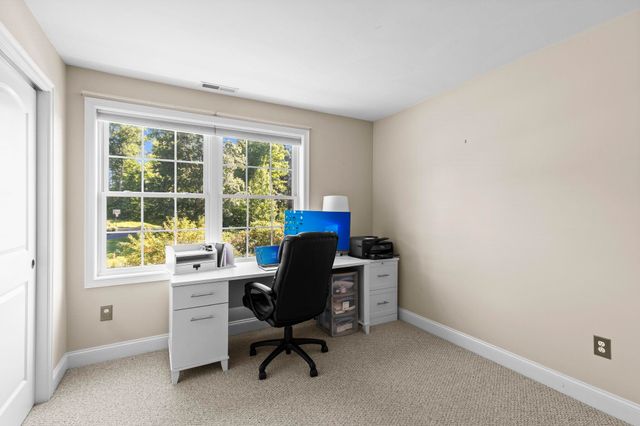 21 Colt Lane, Epping, NH 03042