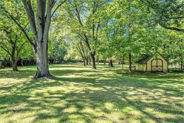 1520 Kennedy Avenue, Schererville, IN 46375