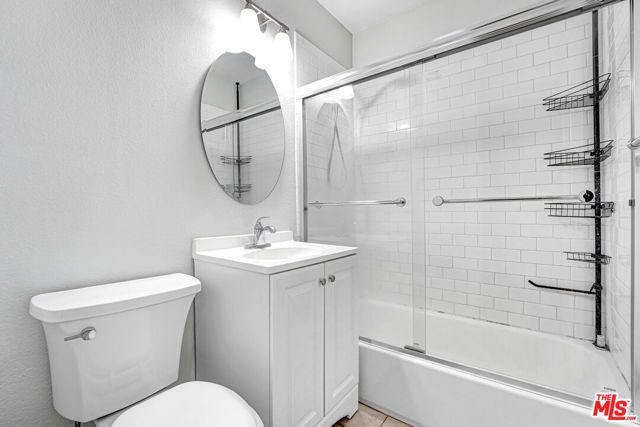 6659 Zelzah Avenue, Reseda (los Angeles), CA 91335